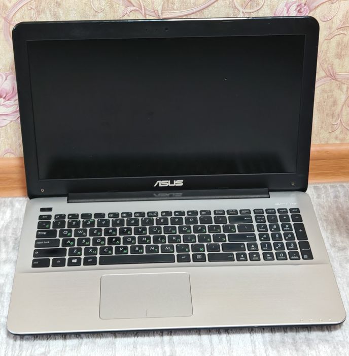 Ноутбук ASUS x555d