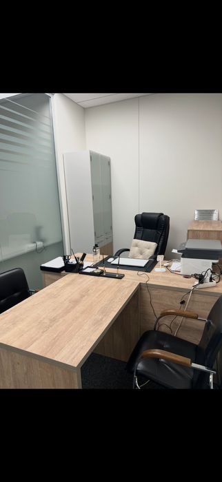 Продам кресло для руководителя Мажор