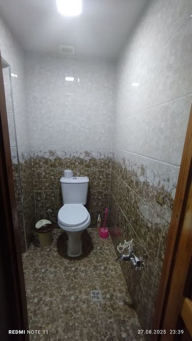 Arenada student qizlarga uchun