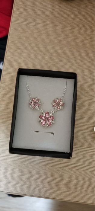 Нежен комплект - пръстен и колие