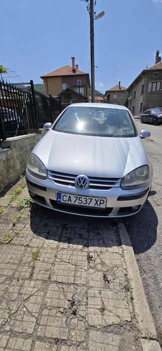 Volkswagen golf 5