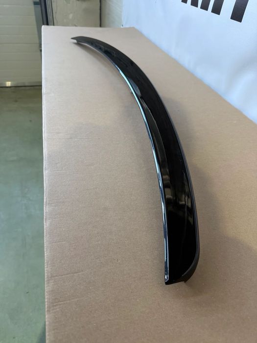 Eleron portbagaj RS4 style compatibil cu Audi A4 B8 negru lucios