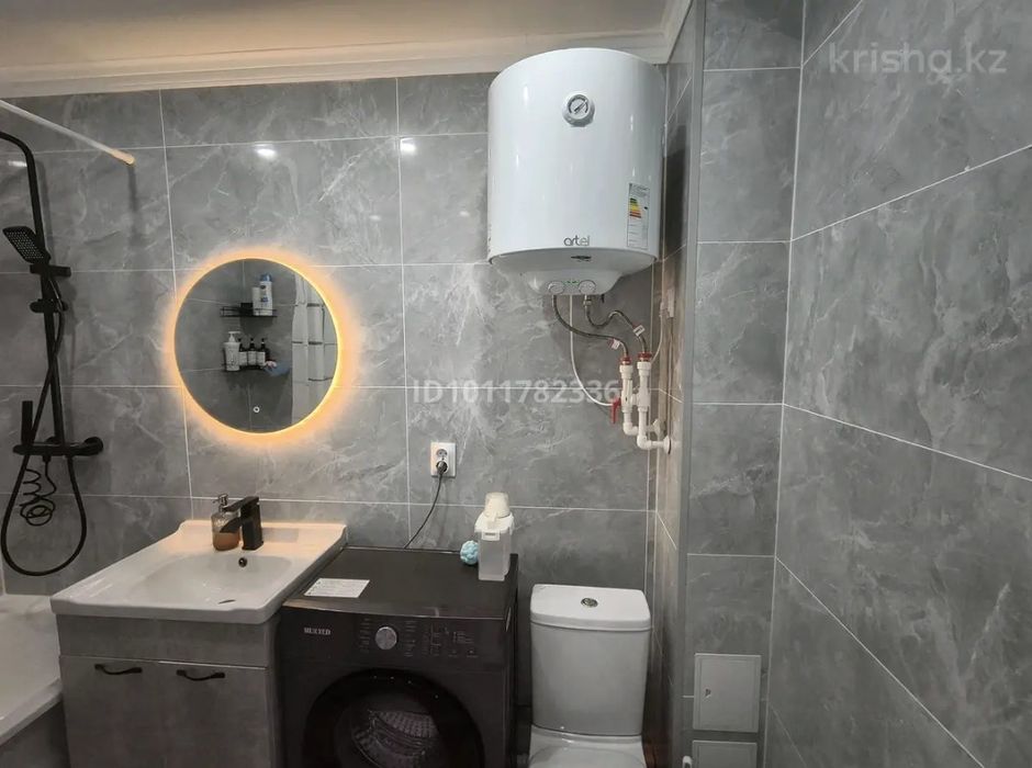 Продаю 4 комнатную квартиру