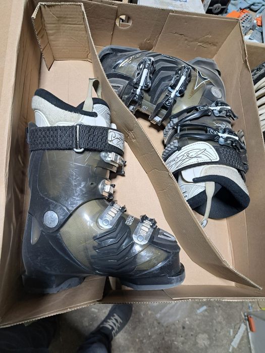 Clapari Atomic Hawx 80 marime 23- 23,5