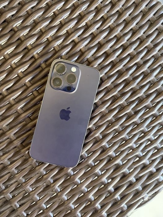 Продается Iphone 14 pro