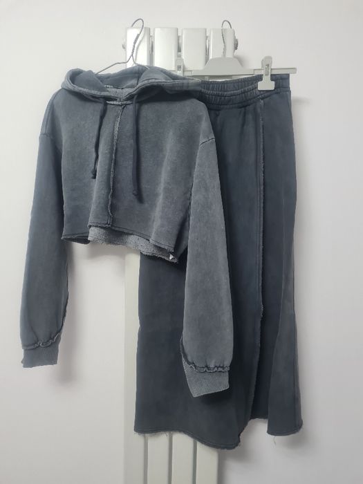 Set/Compleu Zara-fusta si hanorac