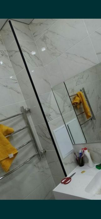 кафель  ,ламинат,установка дверей