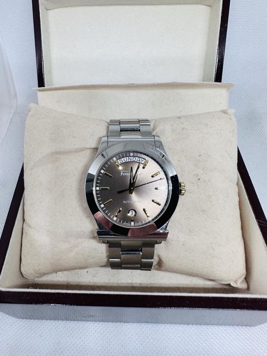 Бартер Salvatore Ferragamo 1898 Swiss Automatic FFQ010016