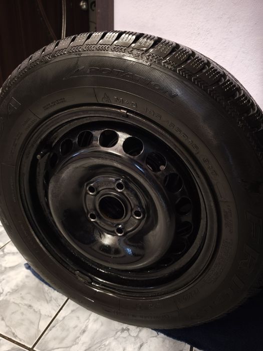Jante cu anvelope de iarnă