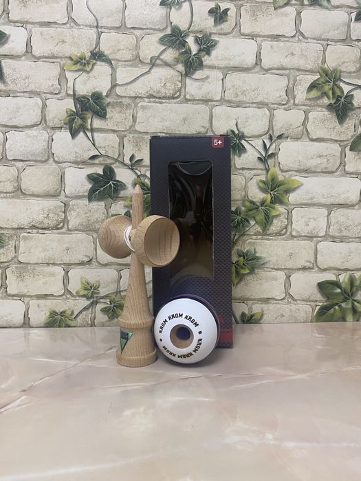 Kendama Krom (nou)