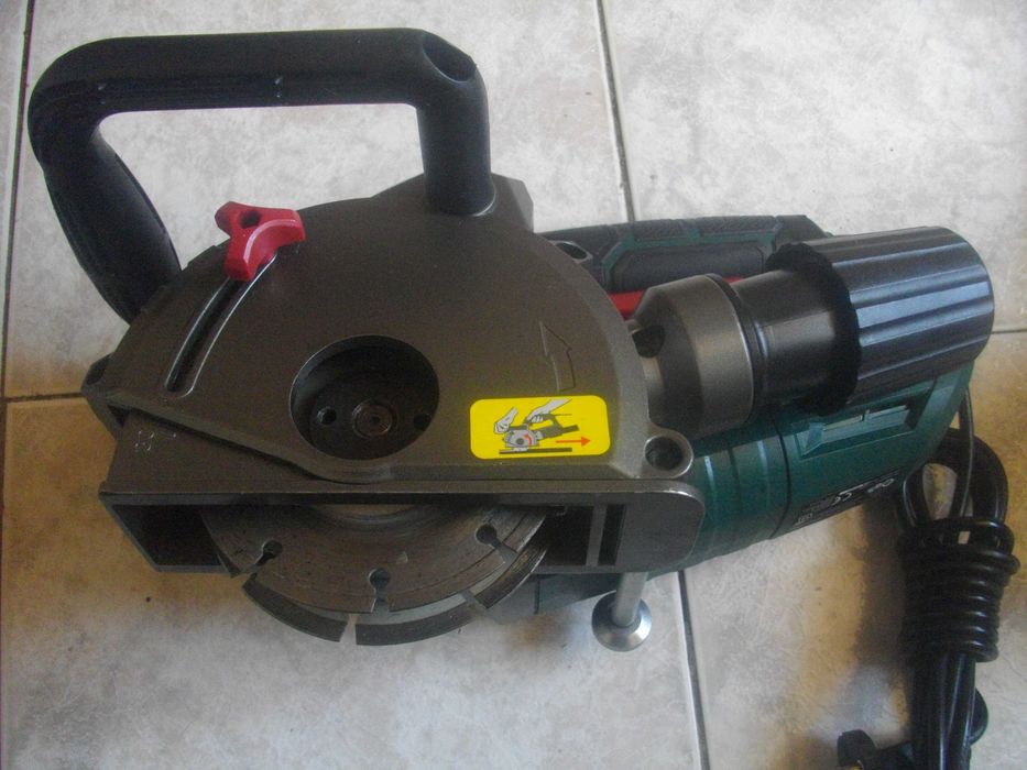 ЗА ЧАСТИ 1350W/ф125mm Немска каналокопка фреза копаене канали PARKSIDE
