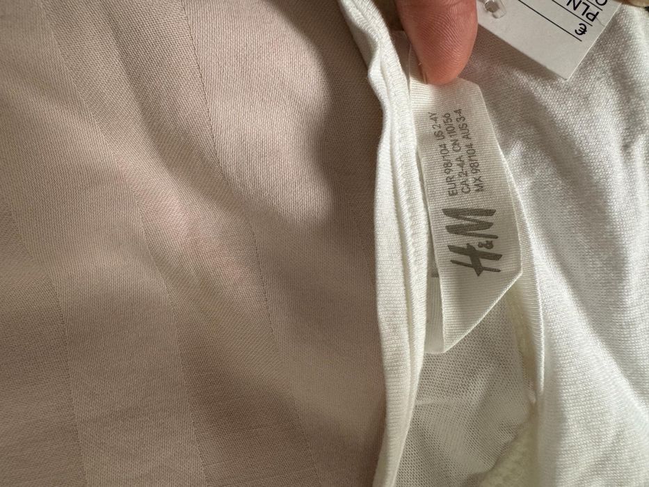 Tricou cu iepurasi 2-4 ani