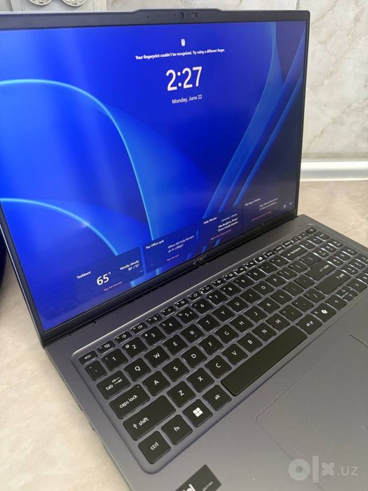 Acer Swift Go 16 deyarli yangi