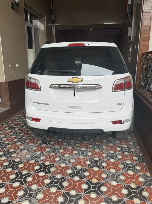 traiblazer sotiladi