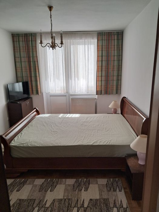 Inchiriez apartament etaj 1  Cedonia/ N. Iorga