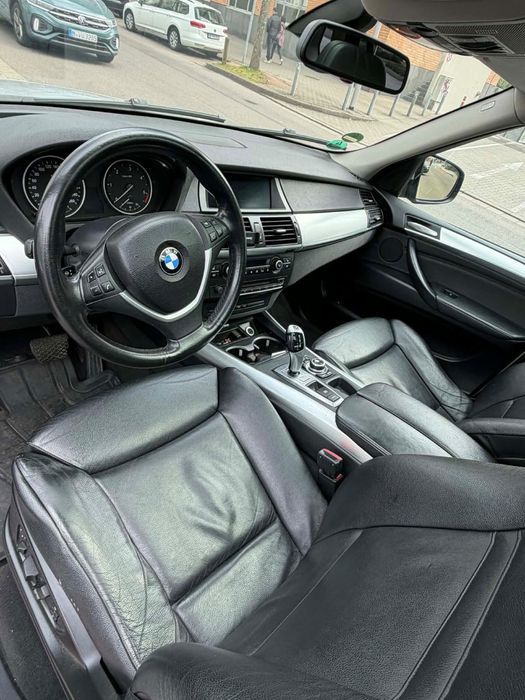 BMW X5 2010 — imagine 5