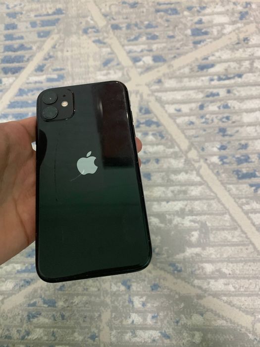 Продам iPhone 11