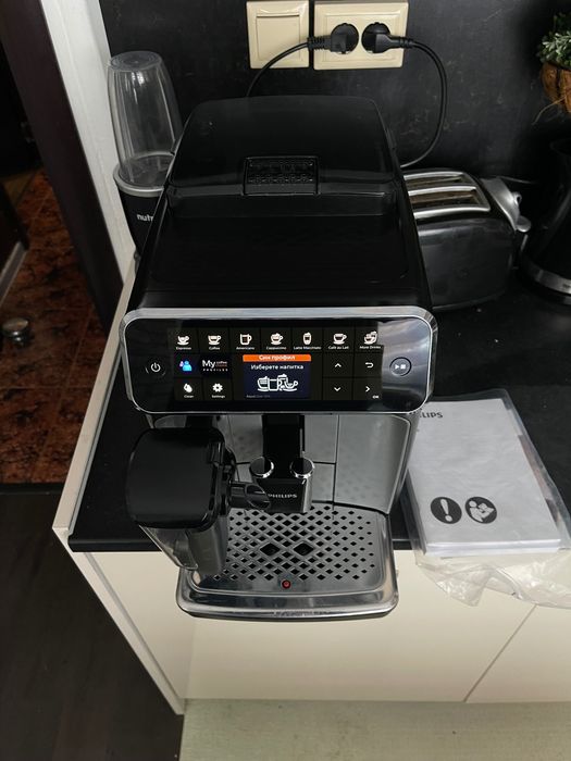 Кафемашина Philips EP4346 LatteGo