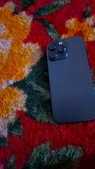 Продам 16 айфон про мах