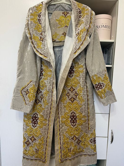 Продается шапаны