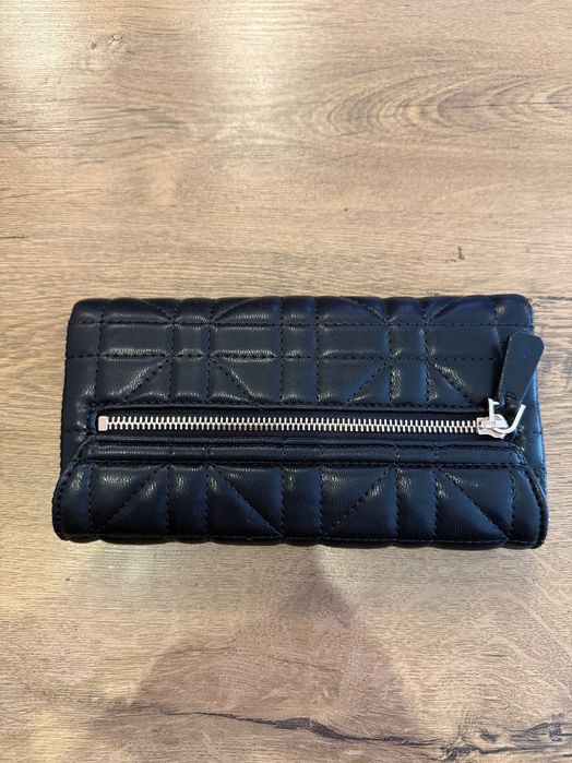 Дамска портфейл GUESS /чанта (черна, капитонирана кожа)