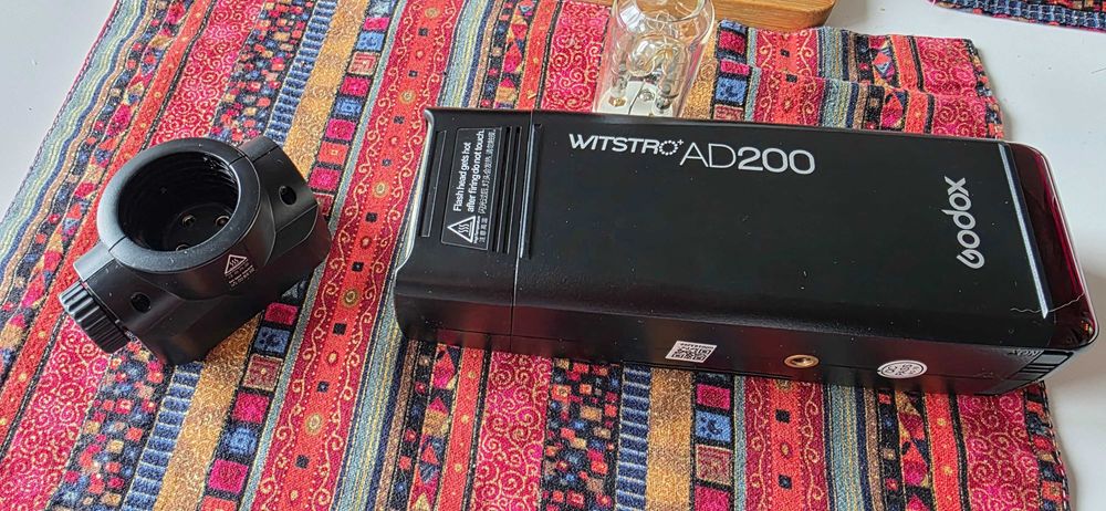 Godox AD200 pachet complet, nou.