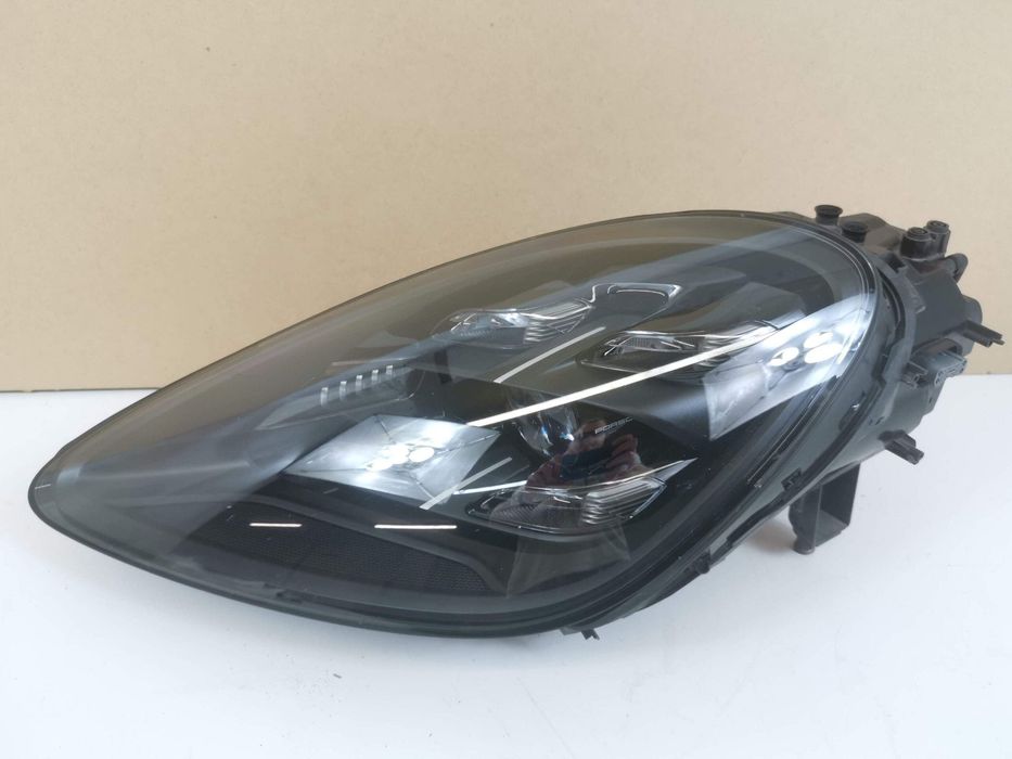 Порше Кайен 3 / Porsche Cayenne 3 9Y Ляв фар Full Led Matrix Porsche C