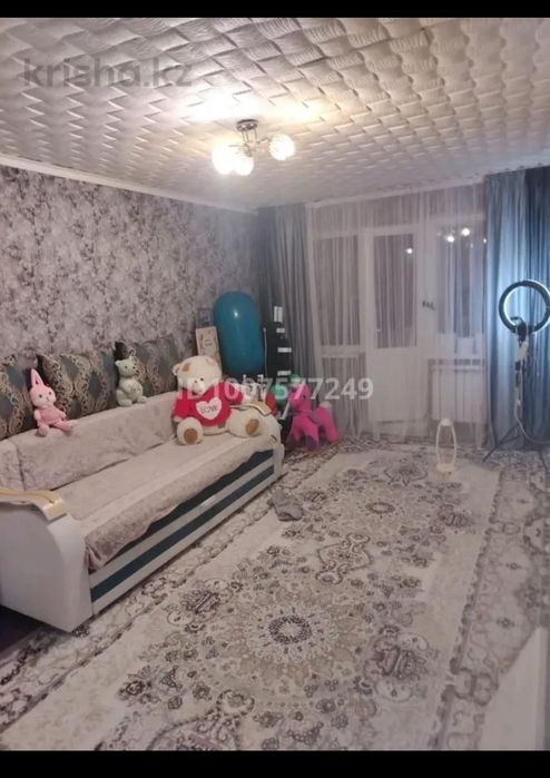 Продается 2 х комн квартира
