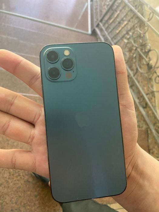 Iphone 12pro срочно.
