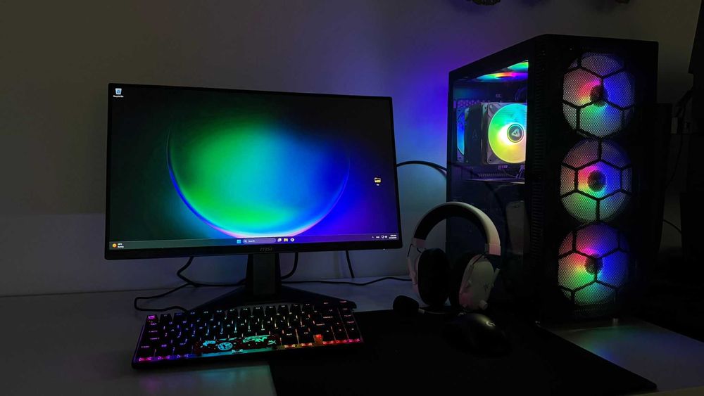 PC Gaming + Periferice (Setup Complet)