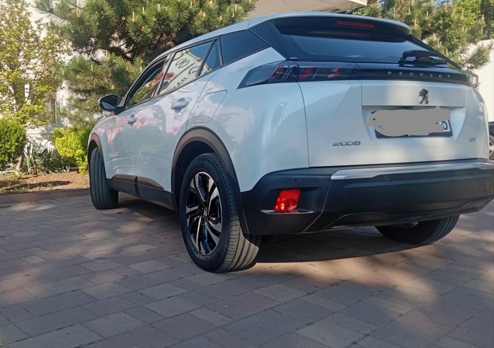 Pegeout E-2008 GT Line, 2021, Electric