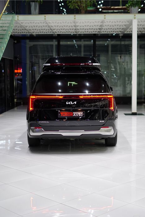 Kia Carnival Hi Limousine 2025