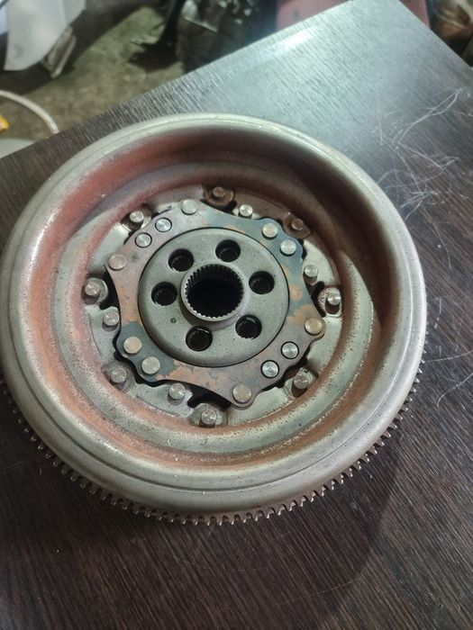 Volanta masa dubla pentru Vw Passat B6 6+1