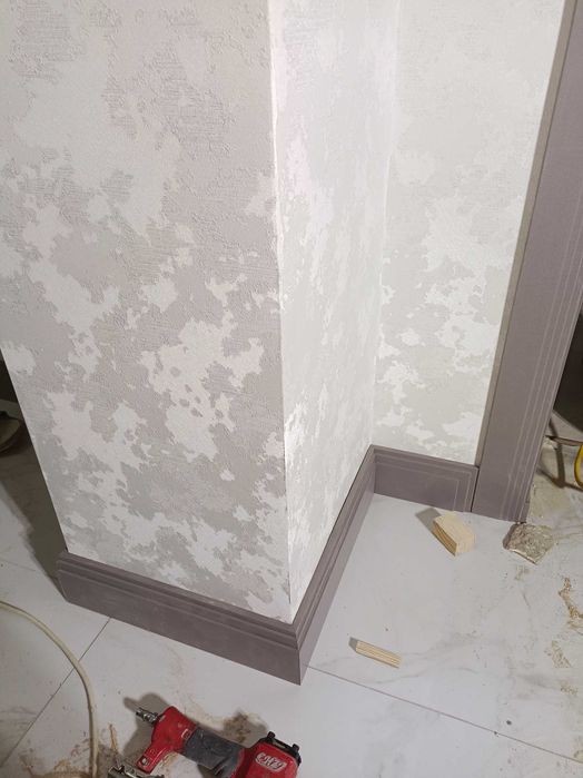 Plintus oʻrnatamiz. Установка плинтус..