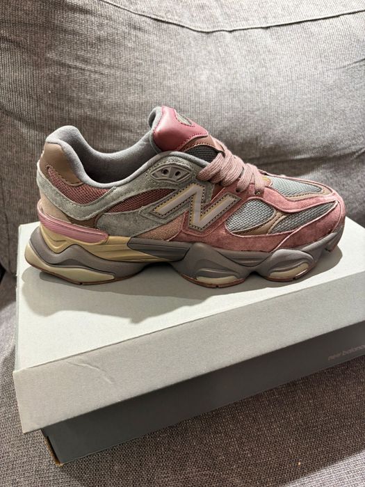 New Balance 9060