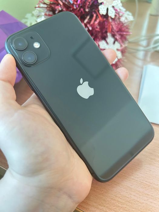Продам Iphone 11