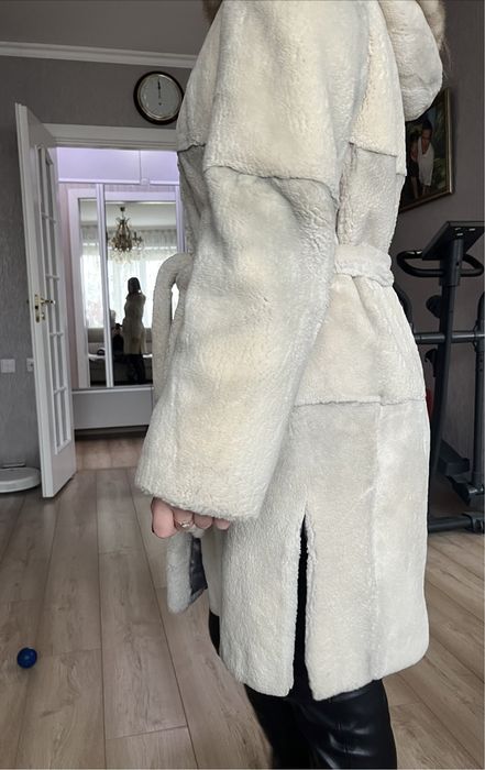Продам шубу натуральную
