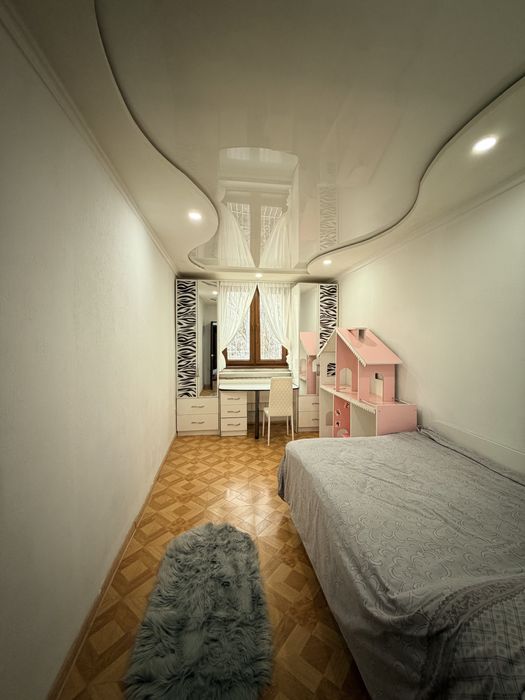 Срочно!От собственника!Сдается 3/3/3 квартира в миробадском районе