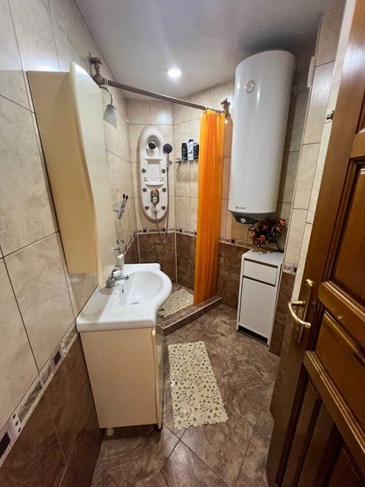 Продава се Тристаен апартамент в Търговище, Център - 92 кв.м за 2 €/кв.м - Снимка #5