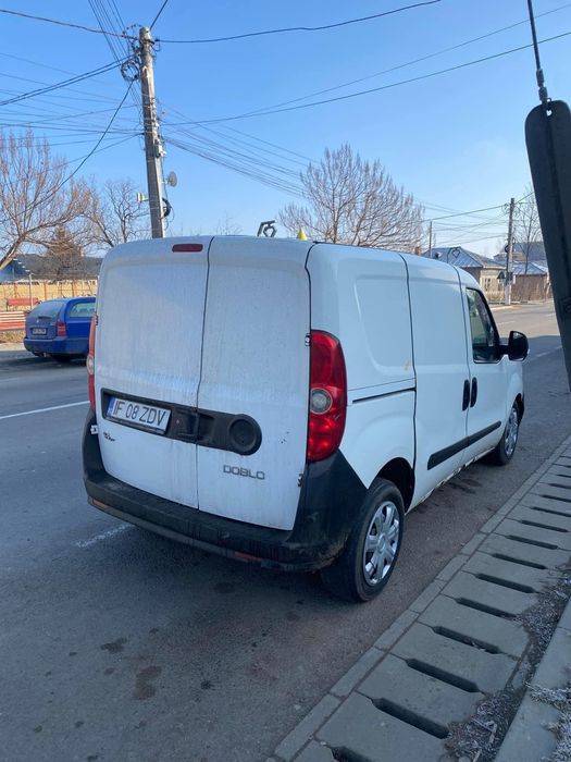 Dezmembrez Doblo 2012 1.3 mjt