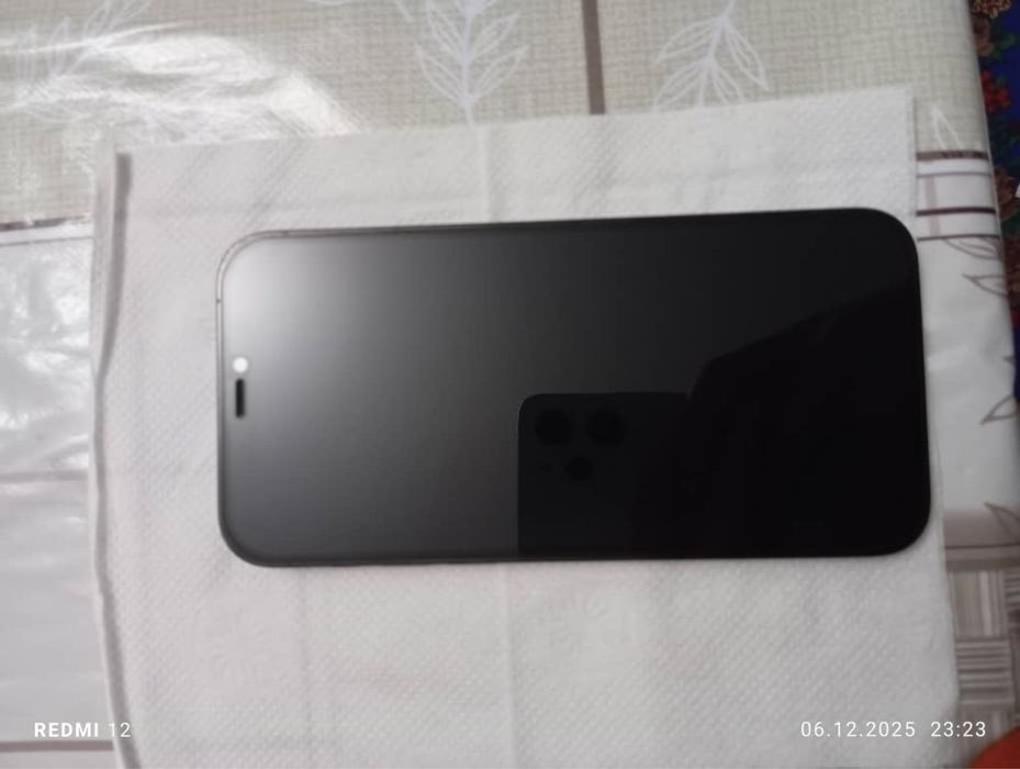 iPhone 12 pro idealniy