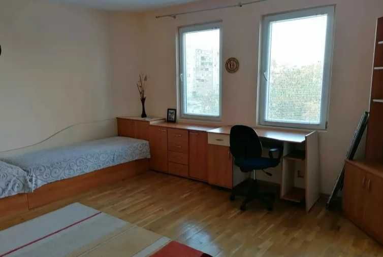 Дава се под наем Тристаен апартамент в Пловдив, Съдийски - 90 кв.м за 372.3 € - Снимка #2