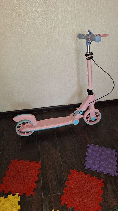 Продам  самокат оозовый классный