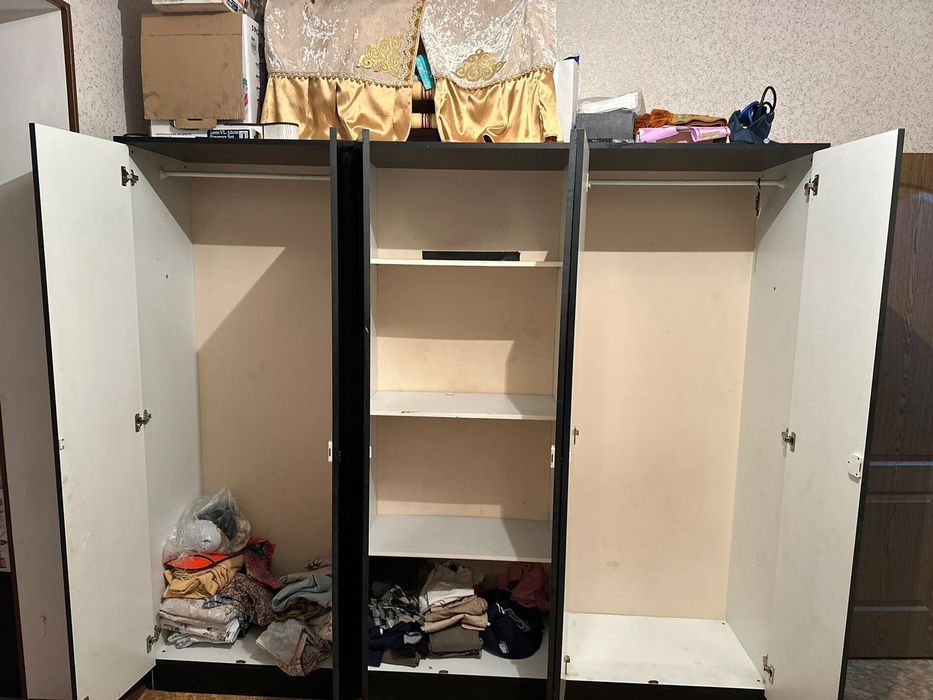 Продам шифоньер в хорошем состоянии