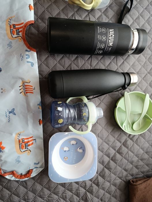 Шишета с дръжка и накрайници, силиконови шишета,термоси бутилки, и др