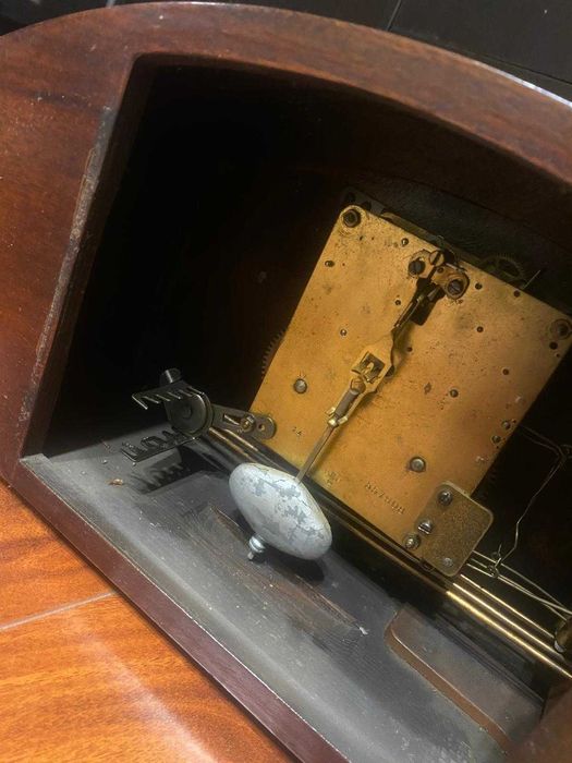 Ceas pendul semineu mecanic lemn