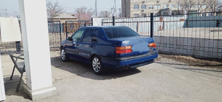 Полсваген венто сатылат