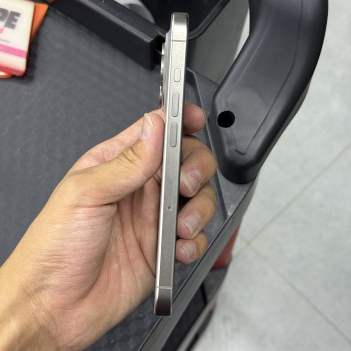 Iphone 15pro 256gb