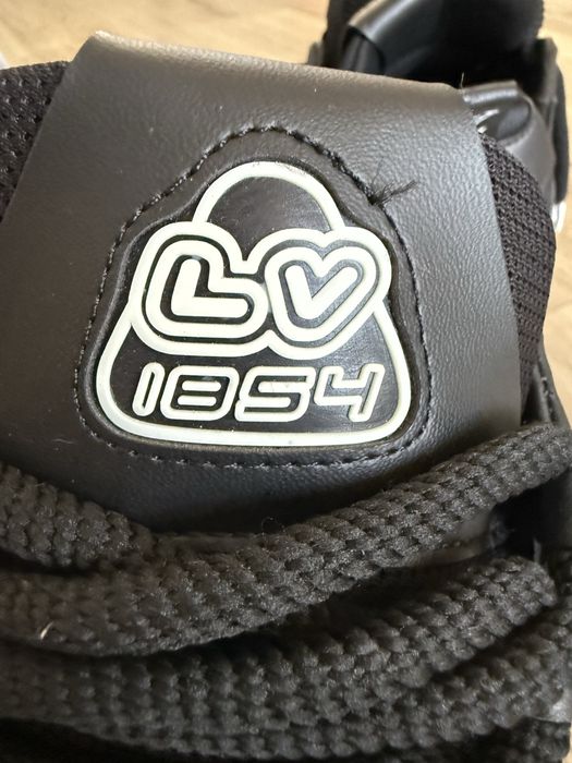 Louis Vuitton skate 44