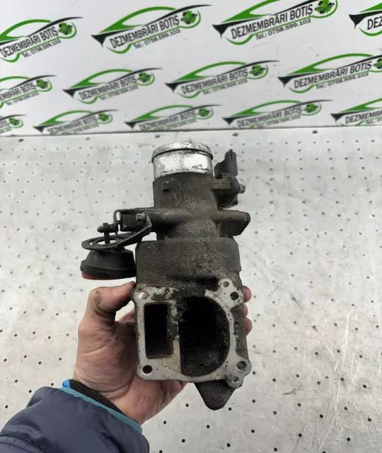 Clapeta admisie 08226802 Opel Zafira 2003 2.0 DTI MT (101 hp)